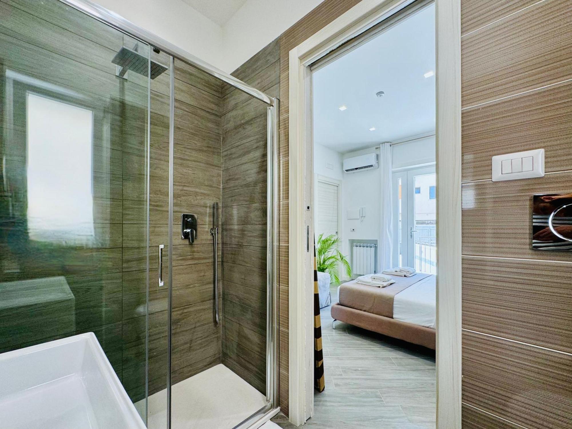 Yourhome - Santa Lucia Rooms Sorrento Bagian luar foto